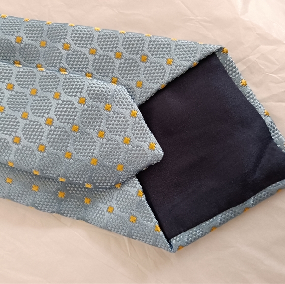 Charvet Geometric men's silk tie - Picture 6 of 12